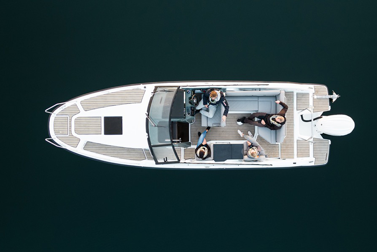 Yamarin 80 DC from above