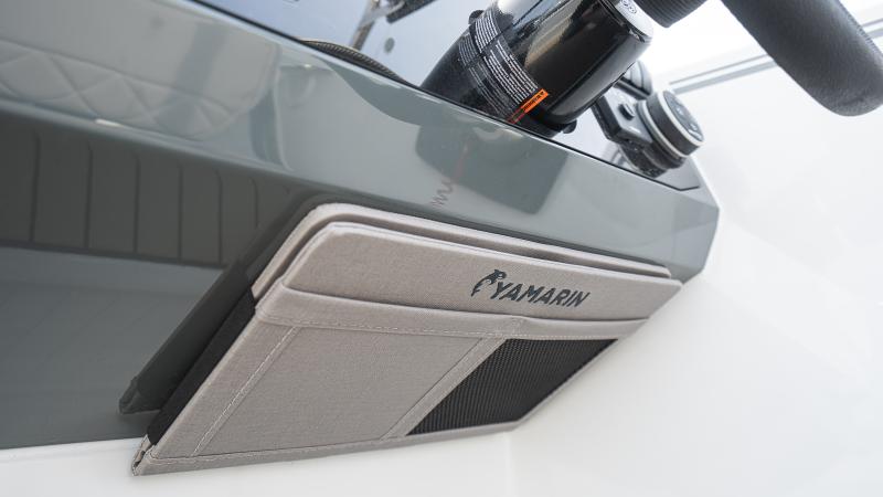 Yamarin 59 Side Console