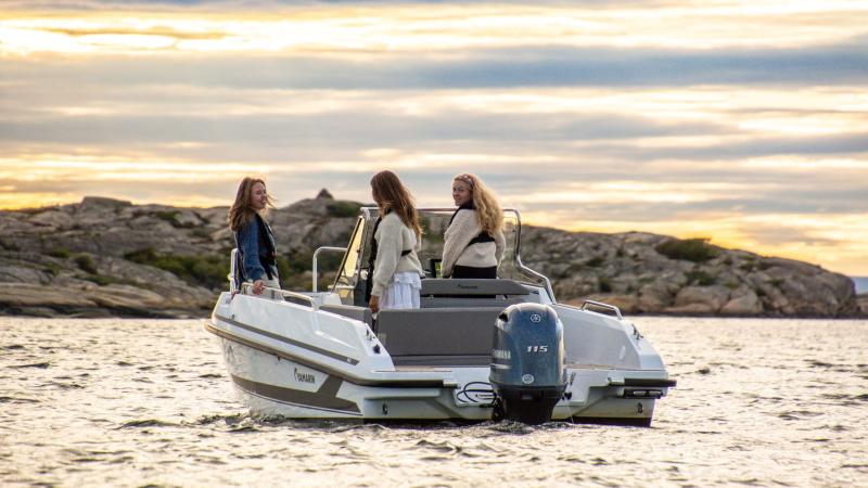 Yamarin 59 Side Console