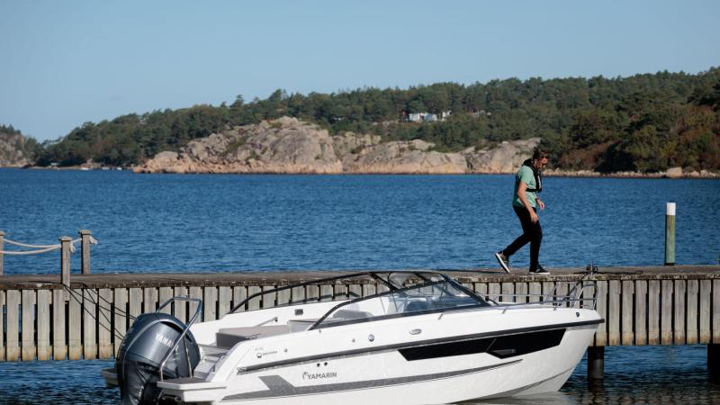 Yamarin 67 Day Cruiser motor boat